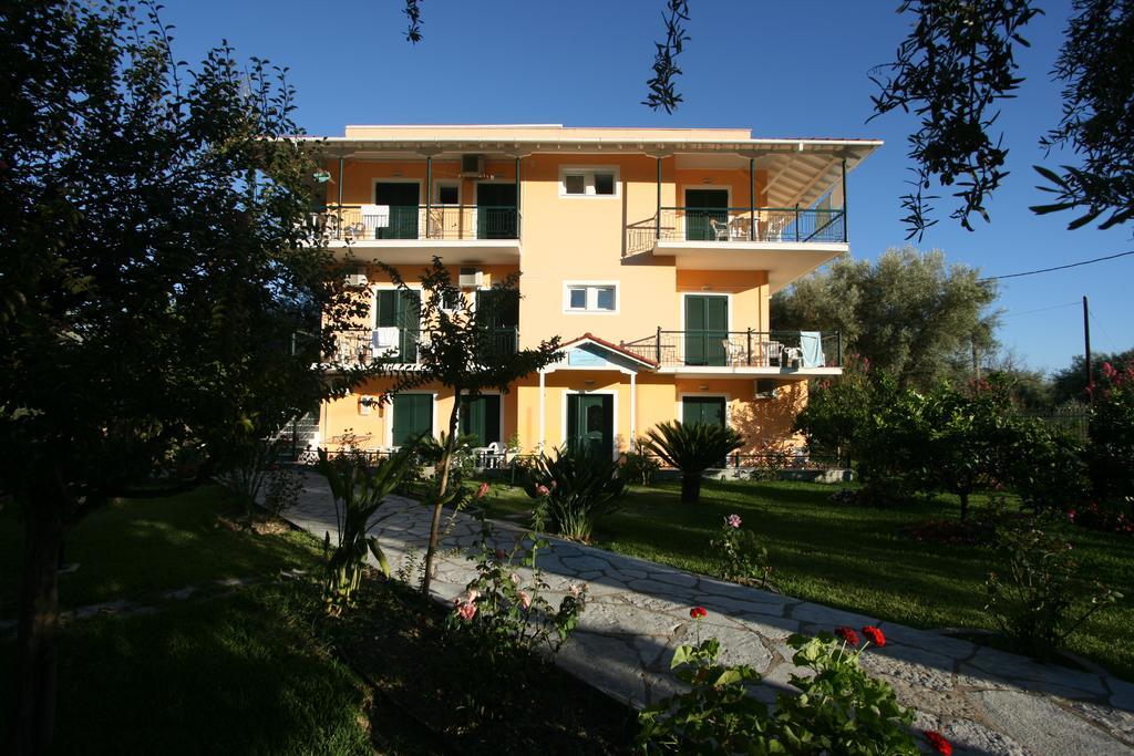 Niriton Pension Nydri  Extérieur photo